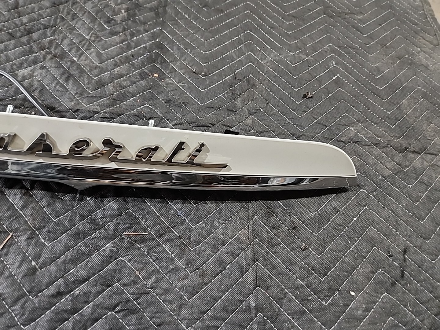 14-17 Maserati Ghibli Rear Trunk Lid Parking Camera Molding Trim Panel Assembly