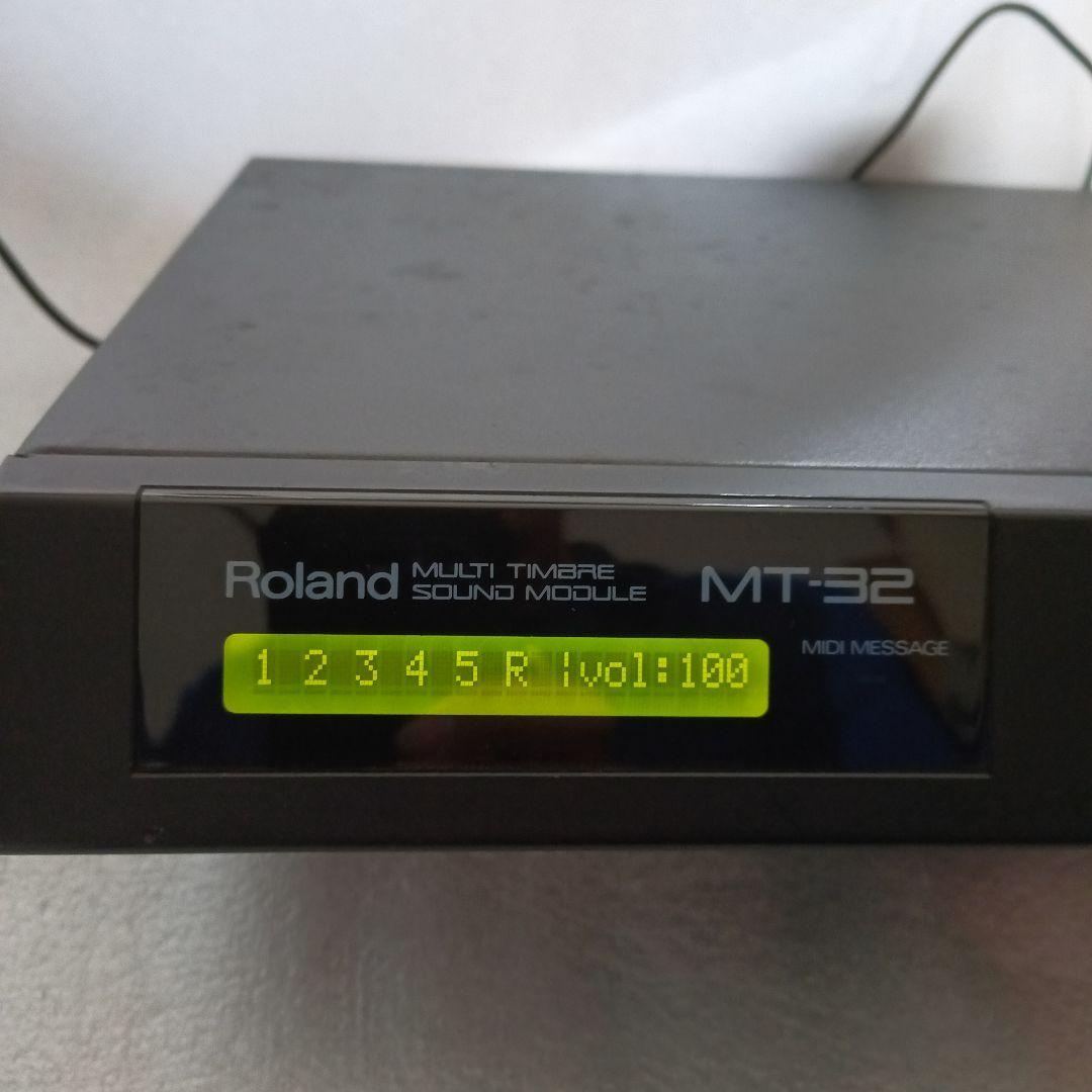 Roland MT-32 Multi Timbre Sound Module Synthesizer w/Adapter