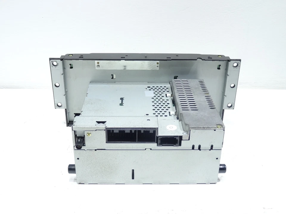 2004-2009 L319 LAND ROVER DISCOVERY RADIO CD PLAYER UNIT VUX500320 - Image 4 of 4