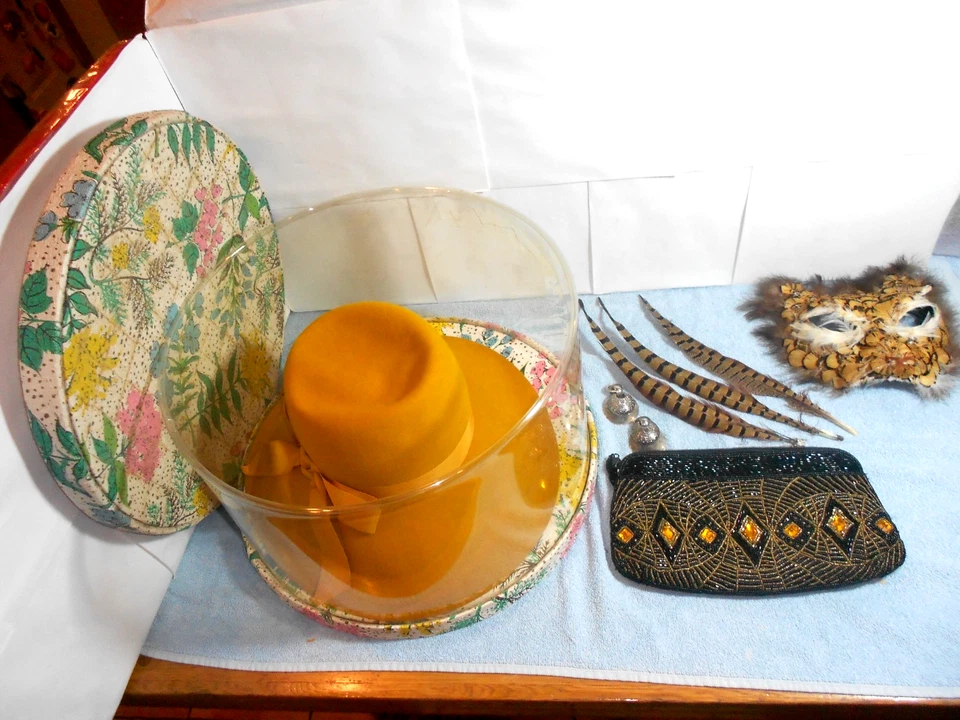 5 COLECCIÓN ART DECO SOMBRERO 3 PLUMAS DE FAISÁN MONEDERO PENDIENTES MÁSCARA GATO + ESTUCHE W38 Foto 2 de 4