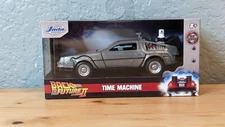 Jada Hollywood Rides - Back to the Future II Delorean Time Machine 1:32 Diecast