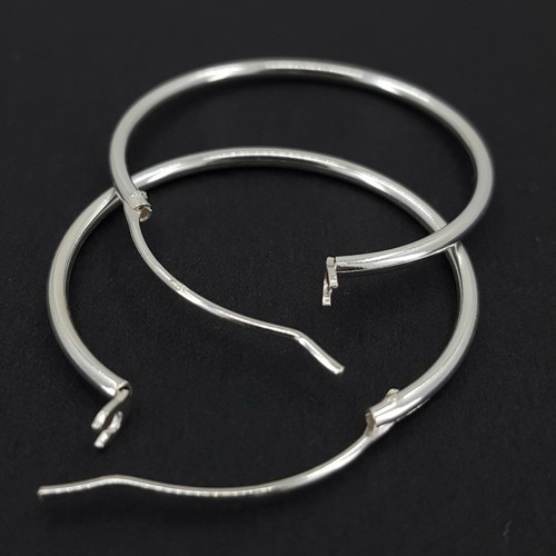 925 Sterling Silver Hoop Earrings Plain Round Thin 1.5mm x 30mm Snap Closure - Picture 9 of 10