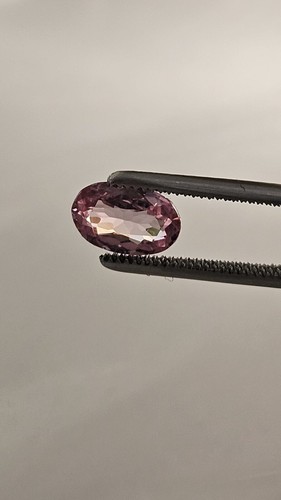 Natural Pink Spinel 0.85 ct loose gemstone from Tajikistan mine - Picture 8 of 10