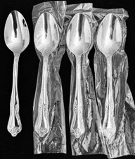 New ONEIDA Stainless AZALEA Set Of 4 TEASPOONS 6 1/2" Glossy Flatware NEW