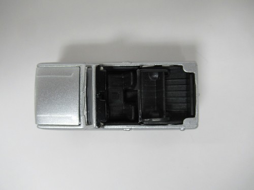 2010 Johnny Lightning Silver 1978 International Scout II - Picture 9 of 10