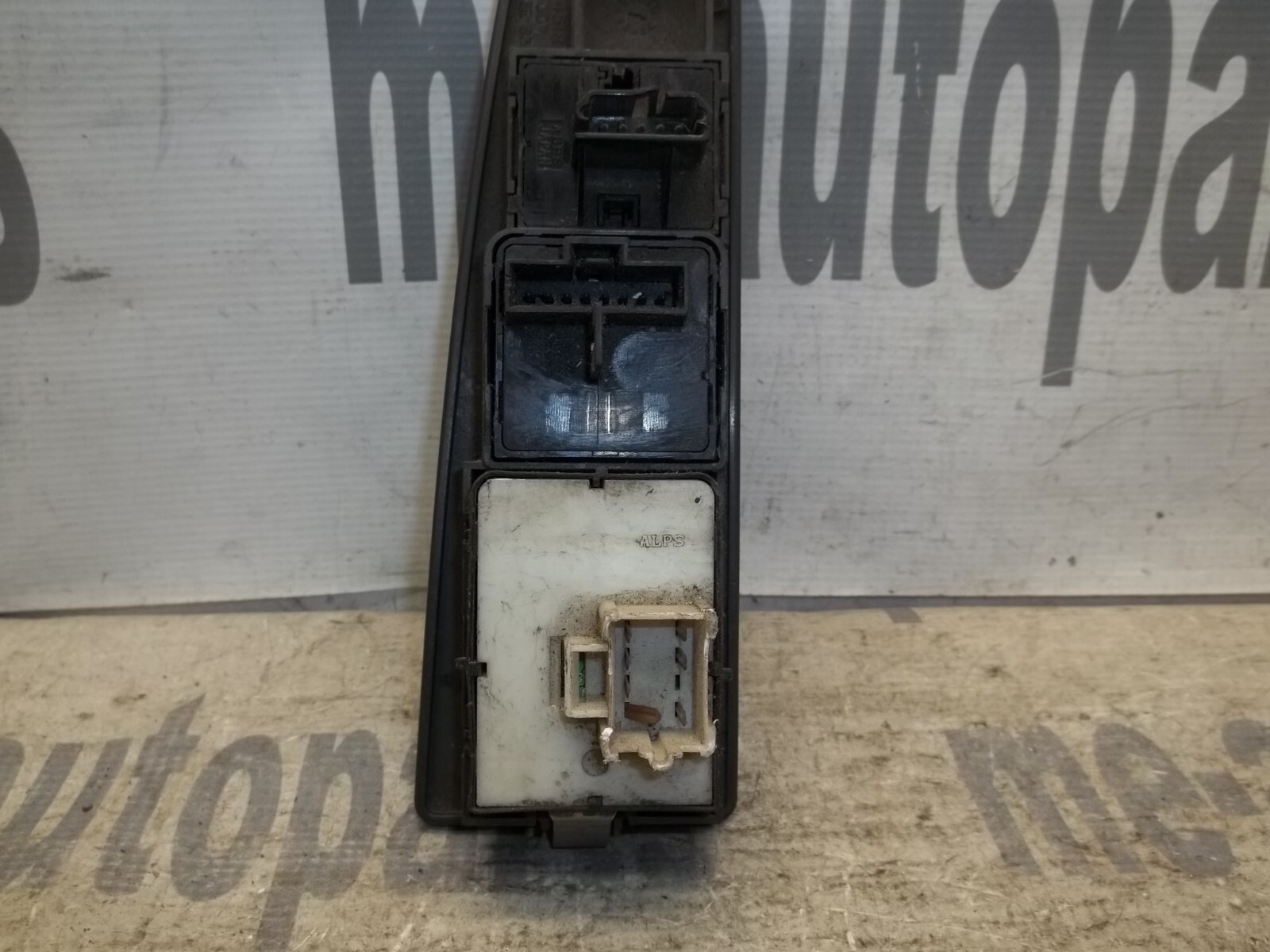 GM Cadillac Eldorado 96 97 98 99 Master Driver Power Window Switch 