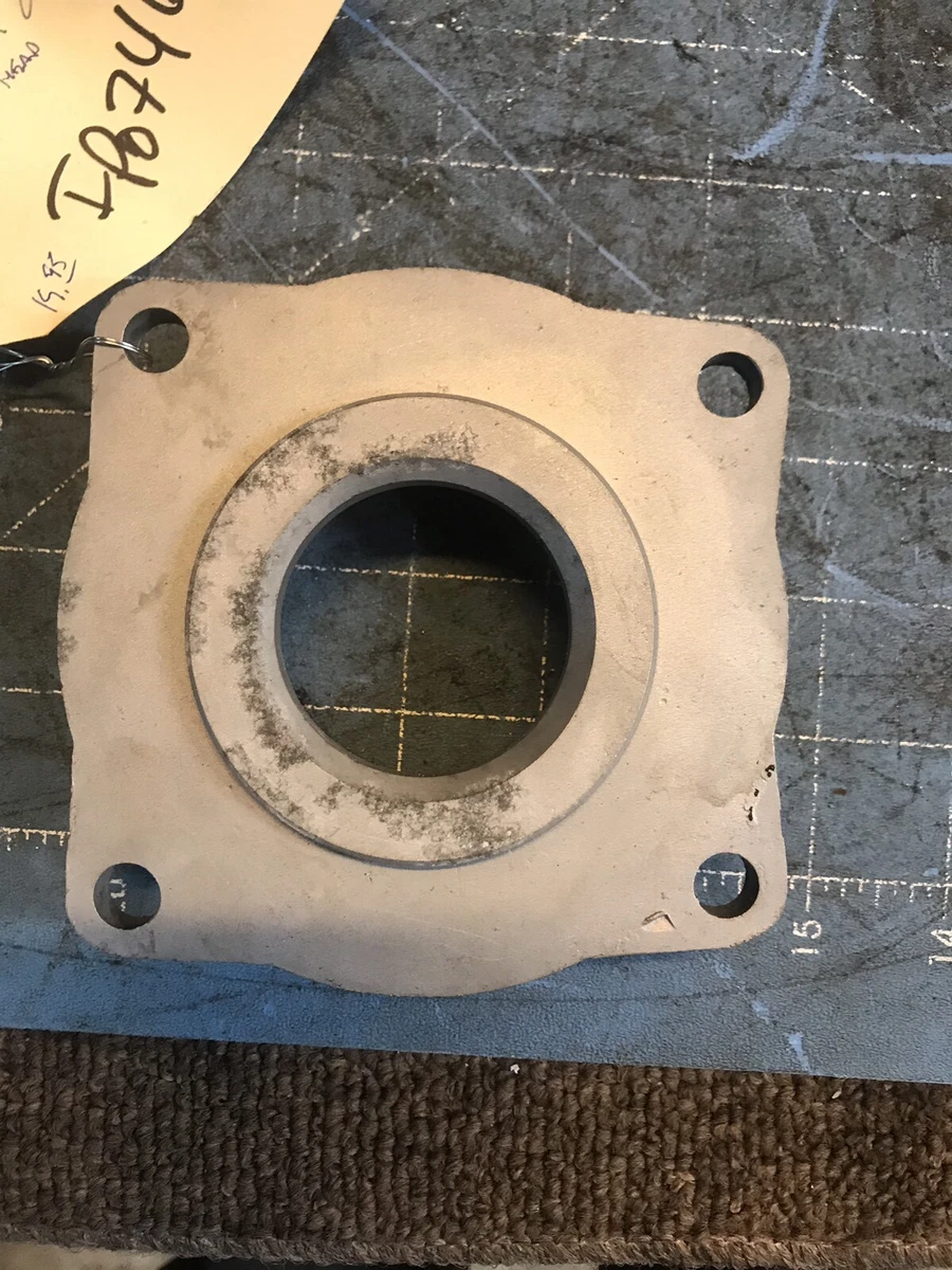 IP0746 CHRYSLER FORCE MERCURY MARINE CRANK CASE HEAD FA373144-2 