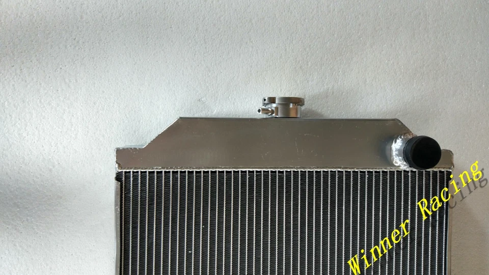 Radiador de alumínio JAGUAR MK 7,MK 8,MK 9, MARK VII/VIII/IX M/T 1950-1961 - Imagem 4 de 4