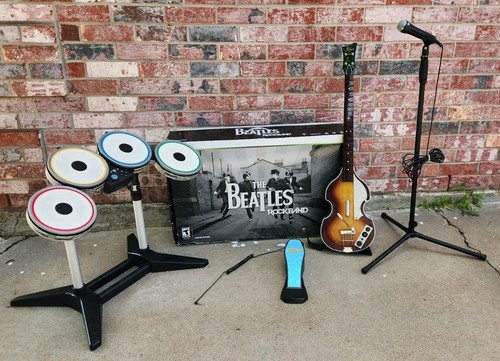 The Beatles Rock Band Xbox 360 Drums Guitar Microphone Complete Bundle Read