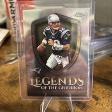 2025 Topps Chrome Football #LOG-9 Tom Brady Legends of the Gridiron