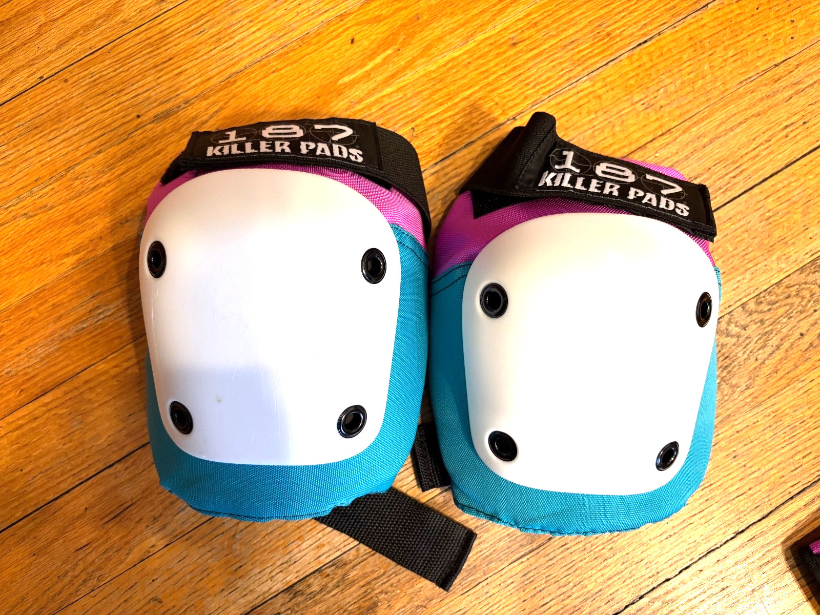 187 Killer Pads Size S/M for Roller Skating/Blading