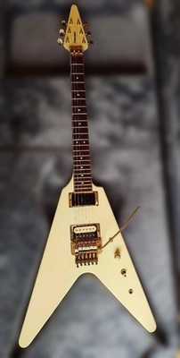 FERNANDES BSV-80 Hard Case Flying V Safe packing!
