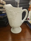 Vintage INDIANA GLASS Colony~Harvest Embossed Grape Leaf 64oz Milk Glass Pitcher