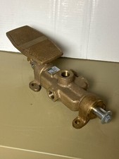 PARKER 1/2" 4-WAY 2POS SPRING RETURN PEDAL ACTUATED MANUAL VALVE M08544688 NIB