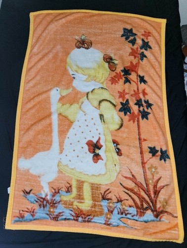 VTG Orange Little Girl Goose Duck Pond Leaf Microplush Throw Blanket 40x60 - Picture 15 of 16