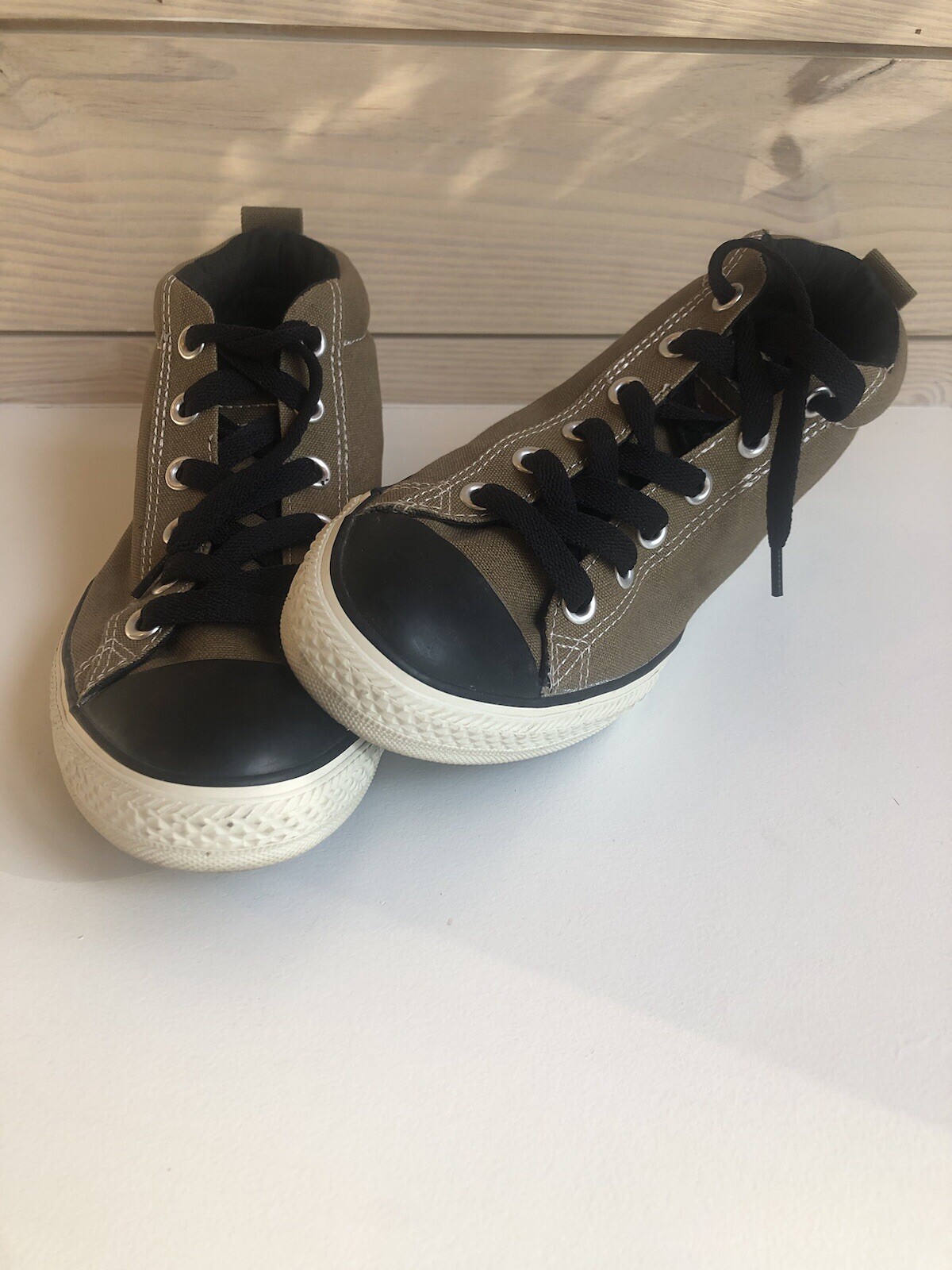 SAOLA Sneaker Converse Chuck Taylor All Star Street Mid. Oliva Nero. Taglia 6 Y