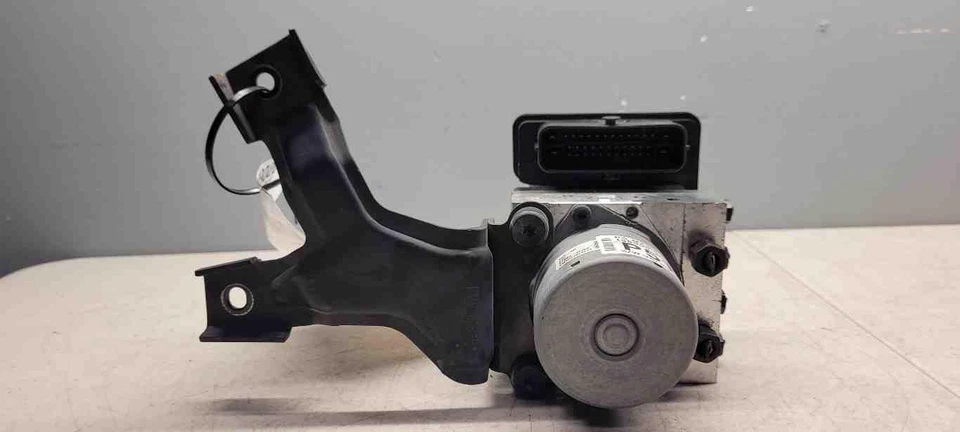 ✅ 2015 KIA SOUL ABS PUMP PN:58900-B2506 OEM - Image 2 of 4