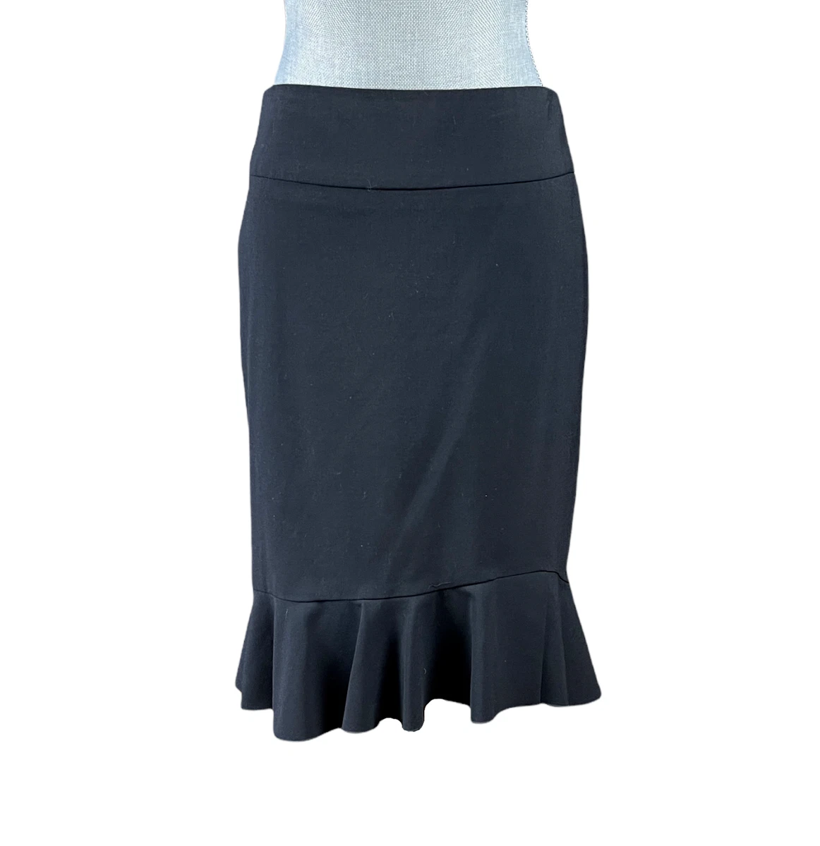 Black pencil clearance skirt with ruffle