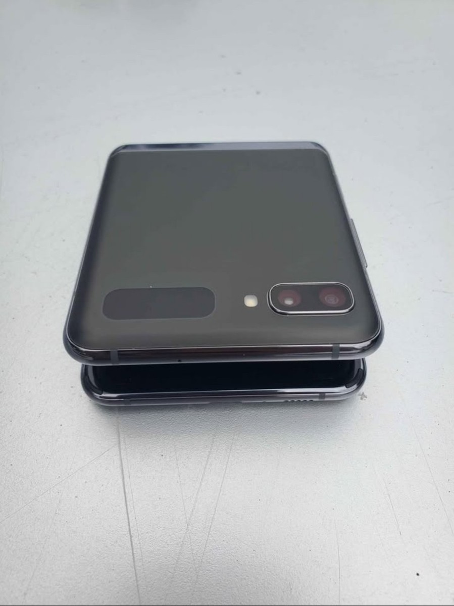Samsung Galaxy Z Flip 5G - 256 GB - Mystic Bronze (Unlocked) for