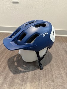POC Axion Spin Helmet Blue/White M-L