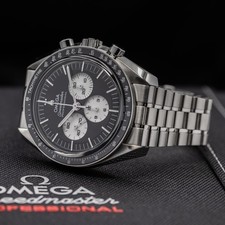 Omega Speedmaster Moonwatch Professional Reverse Panda