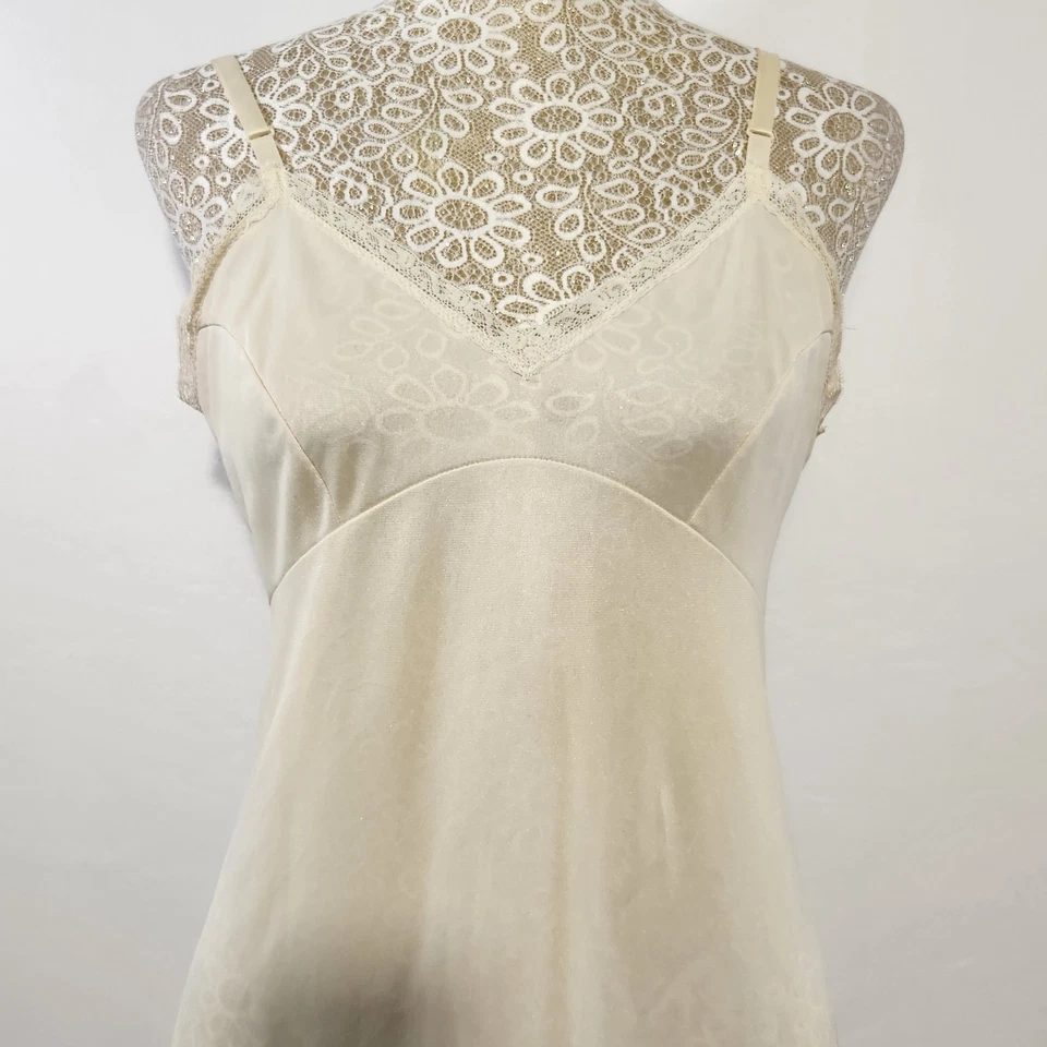 Vintage Union Made JC Penny Women's Size 12/34 Small Ivory Mid Length Slip Dress - Image 2 of 4