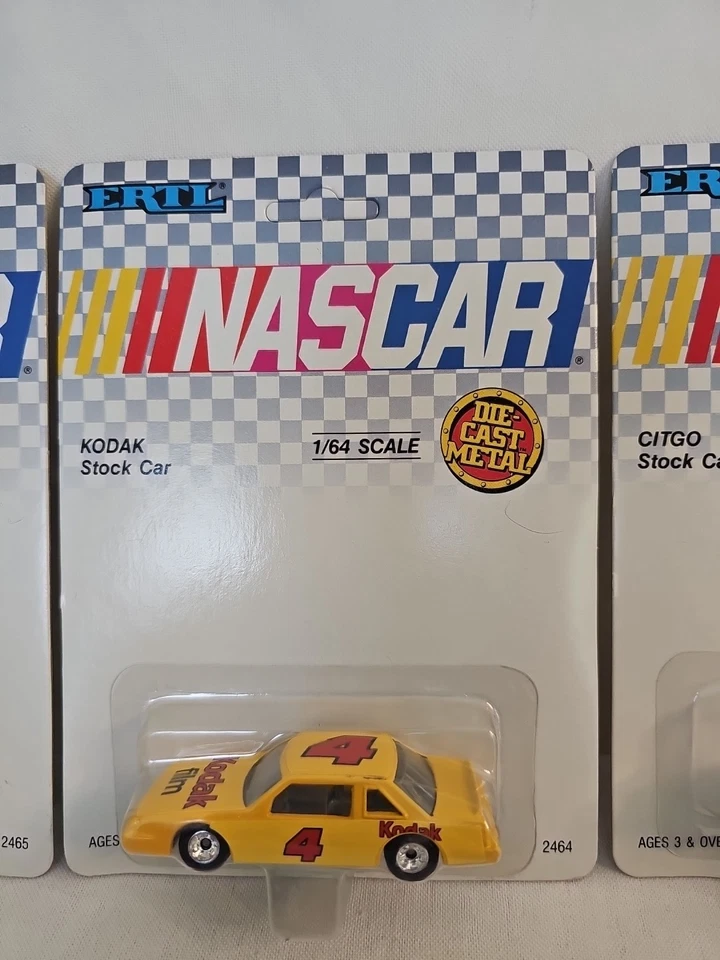 Lote De 3 Coches De Colección ERTL NASCAR Escala 1/64 Die Cast Stock #4 #30 #21 Foto 3 de 4