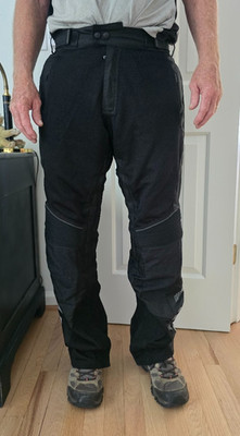  JoeRocket brand mens motorcycle pants size large, Black.