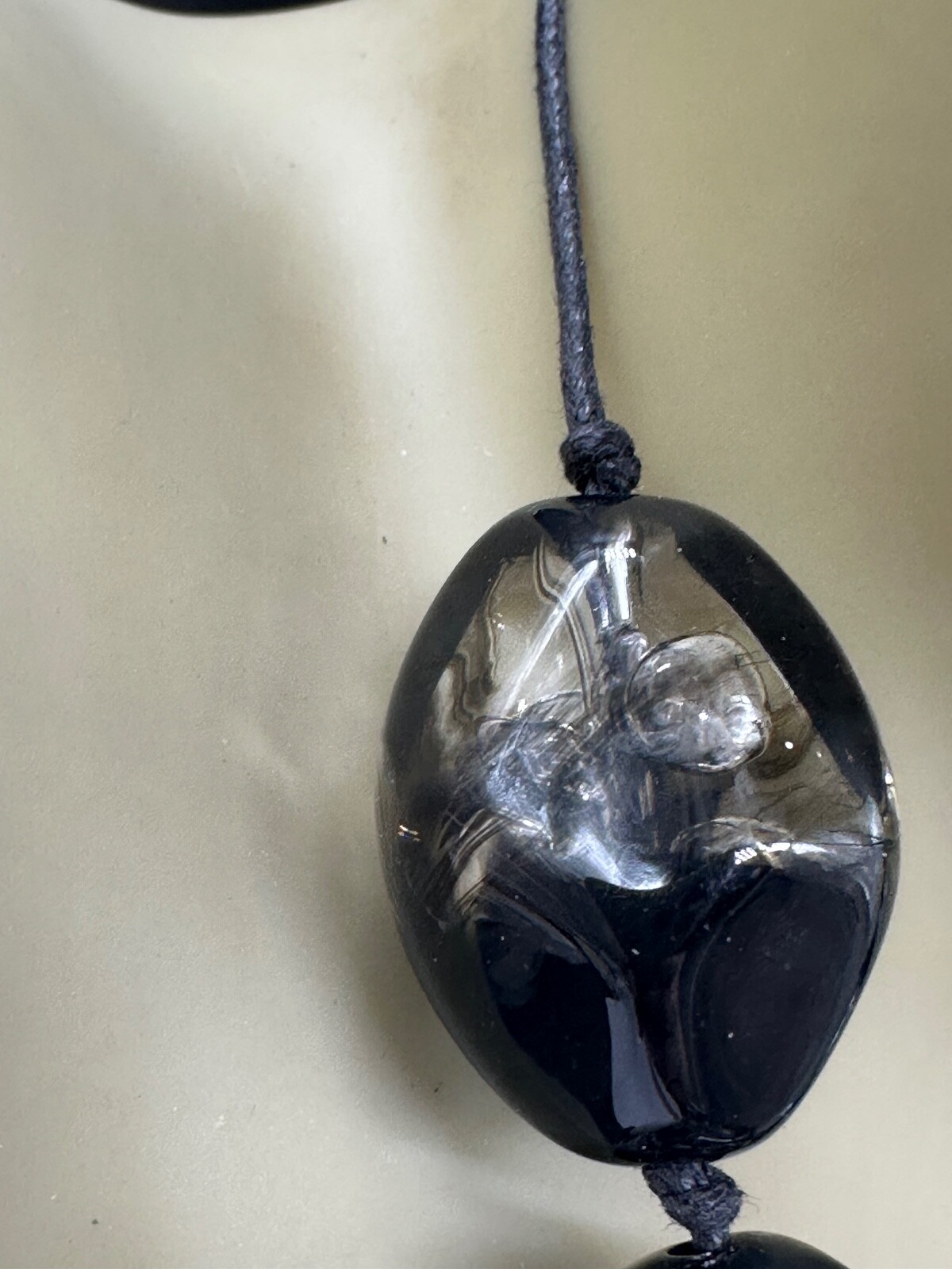 STATEMENT CLEAR BLACK CONTROLLED BUBBLES LUCITE N… - image 4