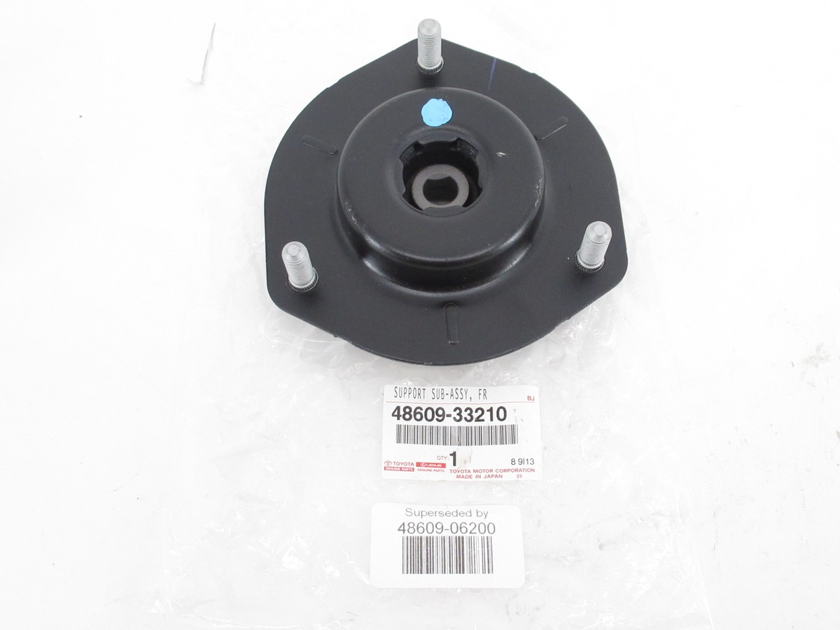 ノア Amazon.com: Toyota 48609-0E060 Suspension Strut Mount
