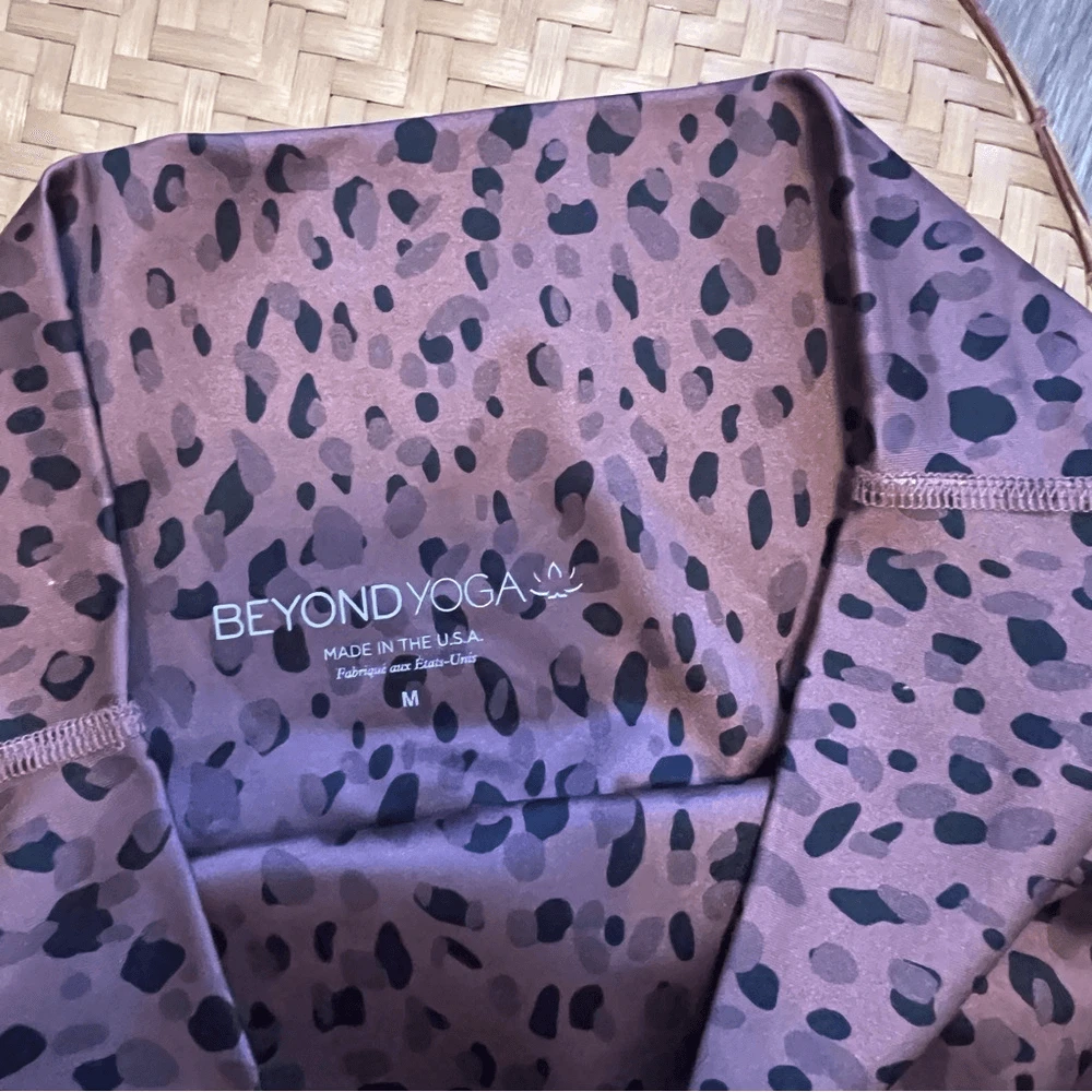 beyond-yoga leopard spotted printed high rise leggings