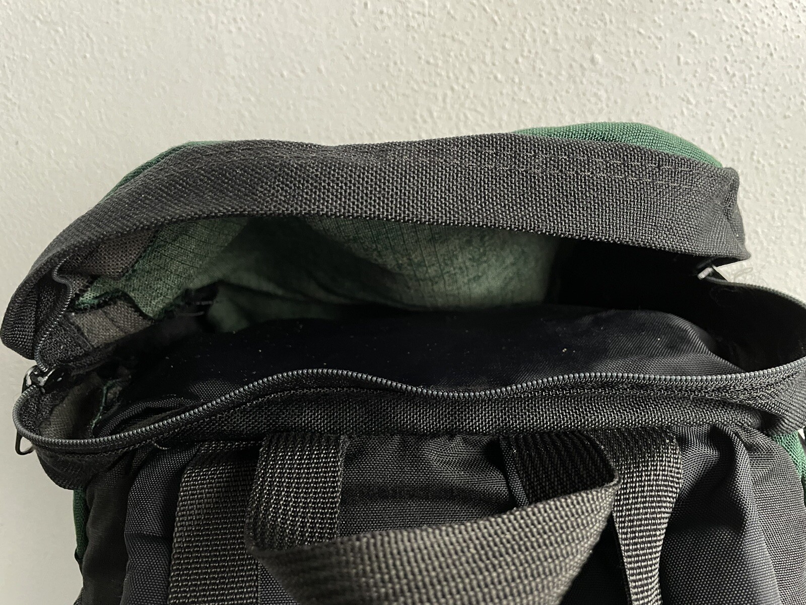 JANSPORT Backpack LARGE Hiking Trail Pack Cinch Top M… Gem