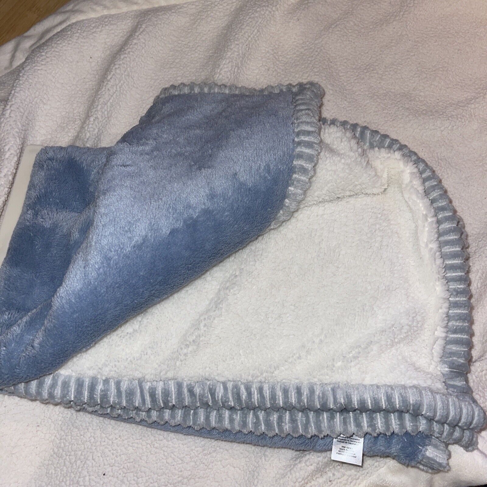 Chick Pea 20x 36” Blue & Cream Soft Blanket Ribbed Trim | eBay
