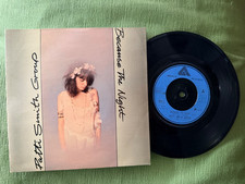 PATTI SMITH GROUP - BECAUSE THE NIGHT - UK - 7" SINGLE - 1978