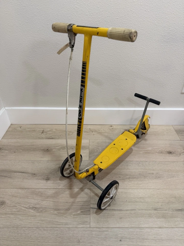 Honda Kick and Go Scooter 1970s Vintage Japan Model - Image 2 of 4