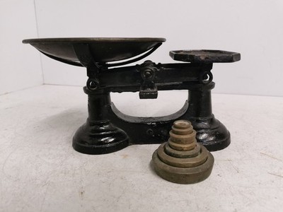 Antique Edwardian Cast iron Kitchen Scales with Brass Weights