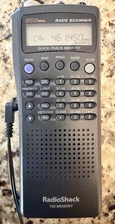 Radio Shack Pro 74 VHF/UHF/ Air / 800 MHz 100 Channel Race Scanner Works