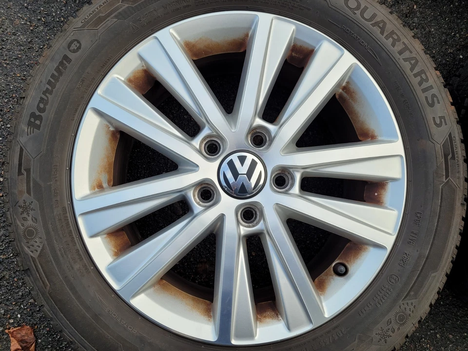 VW Golf 5, 6, Golf Plus, Touran original 16 Zoll Alufelgen mit Ganzjahresreifen - Bild 3 von 4