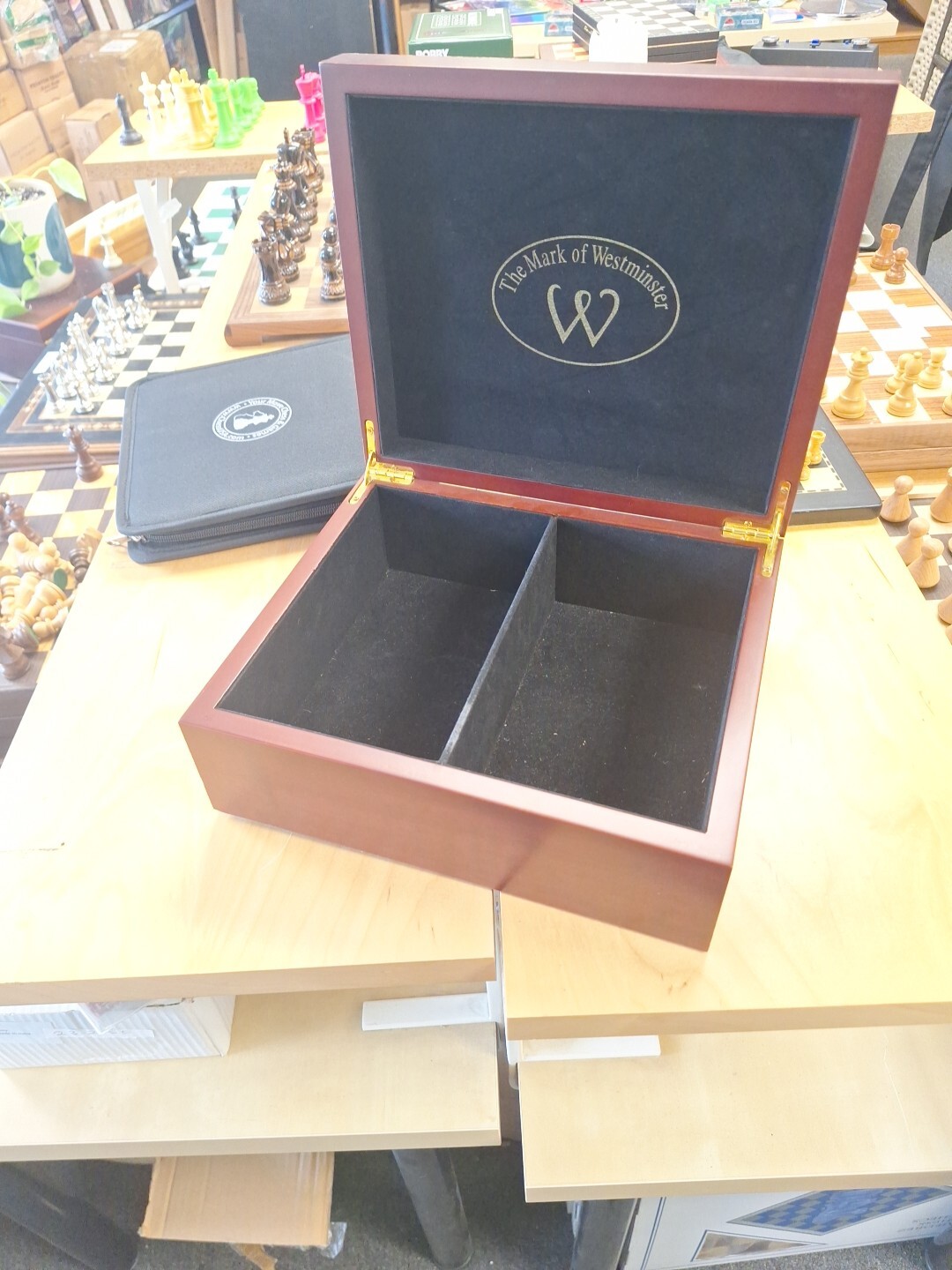 Scratch & Dent Humidor Style Chess Piece Box Cherry Finish eBay