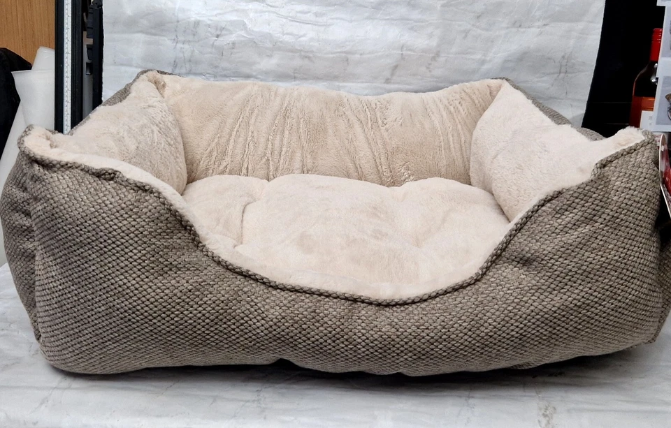 ROSEWOOD 40 GUIÑOS PERRO DURMIENTE Trufa Lujo Cama Cuadrada Peluche Suave Foto 2 de 4