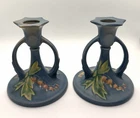 ROSEVILLE POTTERY BLEEDING HEART BLUE HANDLE HOLDERS 1139-4