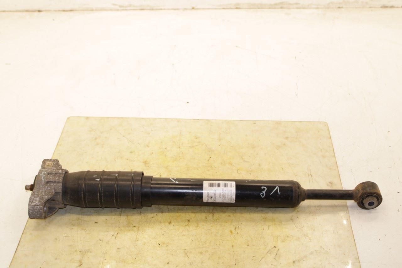 14-17 Maserati Ghibli S Q4 AWD Rear Suspension RH and Left Shock Strut Absorber