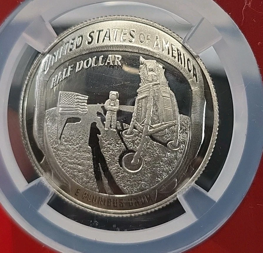 2019-S PF69 ULTRA CAMEO - APOLLO 11 50th Anniversary Silver Clad 50c Coin - NGC - Image 4 of 4