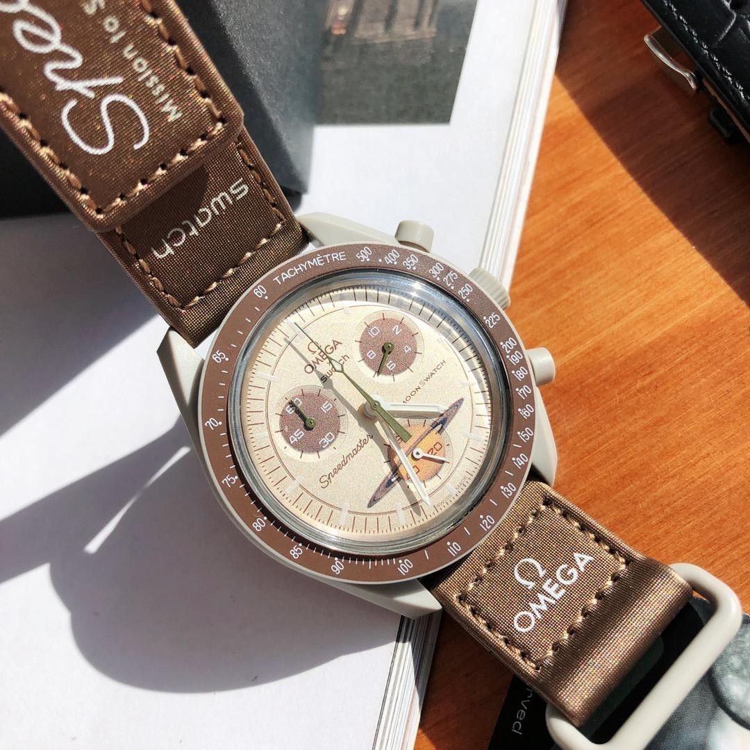 【RTM】スウォッチ x オメガ ミッション トゥ サターン Swatch x Omega Bioceramic Moonswatch Mission To Saturn 42 mm