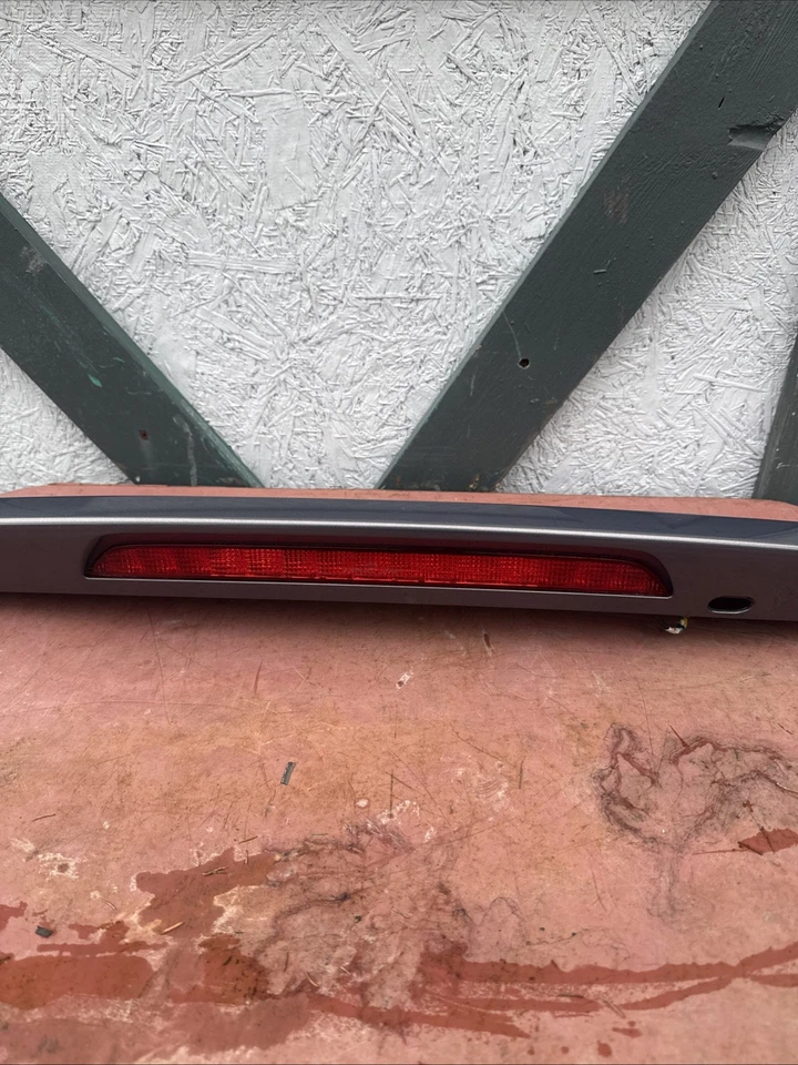 07-15 Mazda CX-9 CX9 puerta levadiza trasera escotilla alerón tercera luz de freno Foto 2 de 4