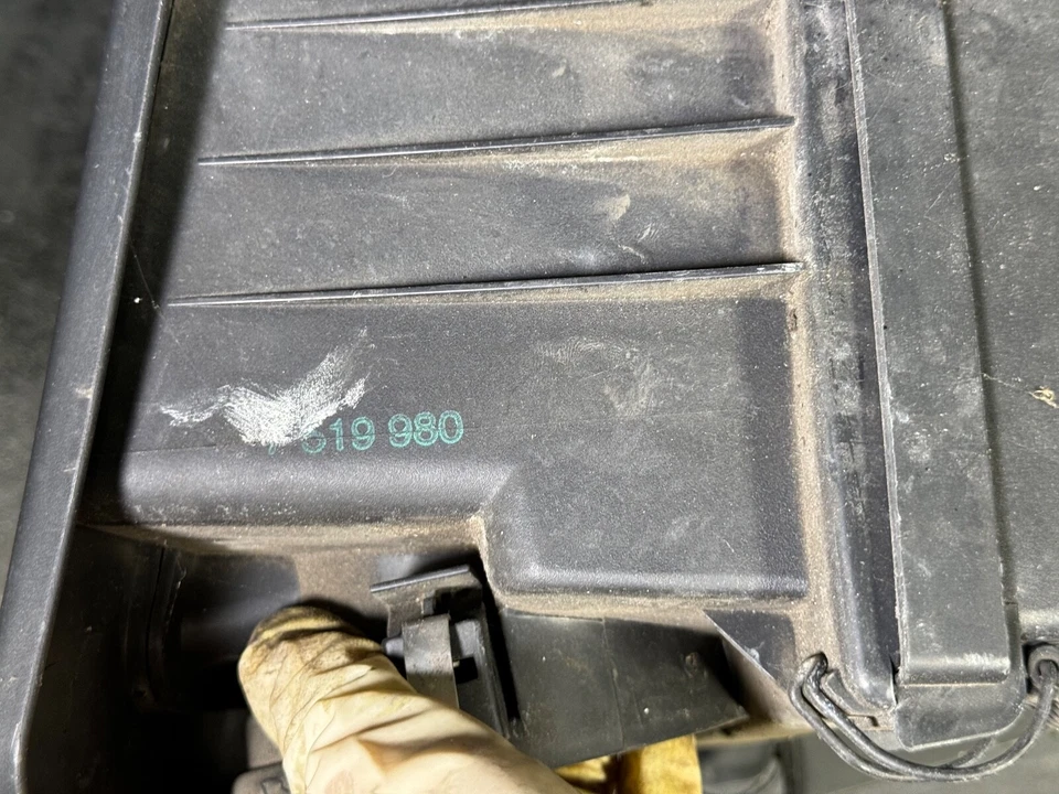 2002 - 2006 宝马 325I E46 M56 SULEV 空气净化器盒 - 13717519980 — 第 3/3 张图片