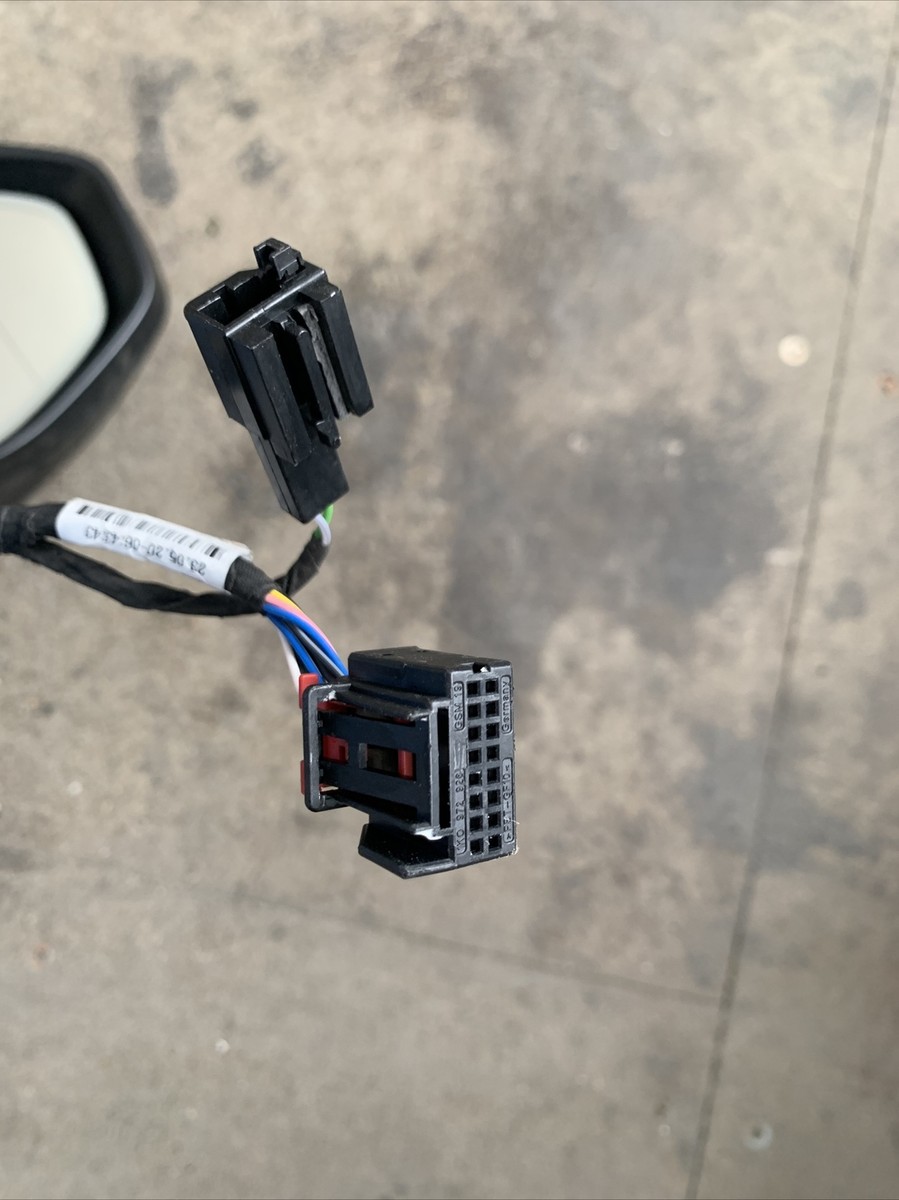2020 AUDI A3 8Y FRONT RIGHT UK DRIVER SIDE POWER FOLD WING MIRROR 