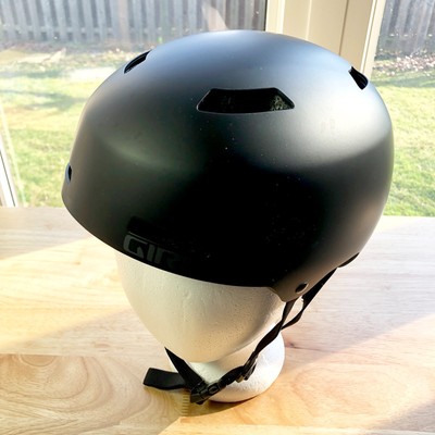 Giro Quarter Matte Black Helmet 55-59cm Universal Adult Medium M New - Read