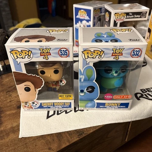 Funko Pop! Vinyl Toy Story 4 Hot Topic Exl 535 Woody&flocked 532 Bunny Target Ex