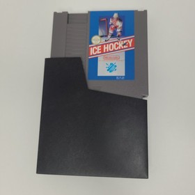 Hockey sobre hielo (1988) para Nintendo NES